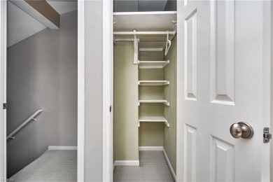 Don't miss this beautifully maintained end-unit townhome on Kempsville Greens Municipal Golf Course in Virginia - for sale on GolfHomes.com, golf home, golf lot