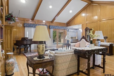 This 4 bedrooms, 3 bathrooms (one is a Jack and Jill) home on Mount Pleasant Country Club in Texas - for sale on GolfHomes.com, golf home, golf lot