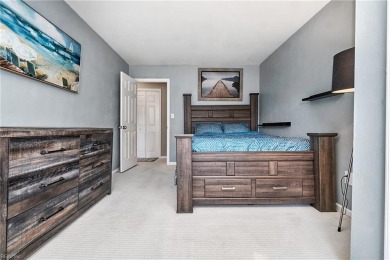 Don't miss this beautifully maintained end-unit townhome on Kempsville Greens Municipal Golf Course in Virginia - for sale on GolfHomes.com, golf home, golf lot