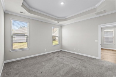 Beautiful, like-new 3 bedroom, 3 bath home in the amenity-rich on Eagle Nest Golf Club in South Carolina - for sale on GolfHomes.com, golf home, golf lot
