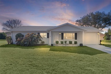 Under contract-accepting backup offers. Welcome to the PREMIER on The Links of Spruce Creek in Florida - for sale on GolfHomes.com, golf home, golf lot