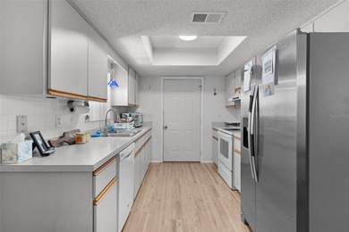 Under contract-accepting backup offers. Welcome to the PREMIER on The Links of Spruce Creek in Florida - for sale on GolfHomes.com, golf home, golf lot