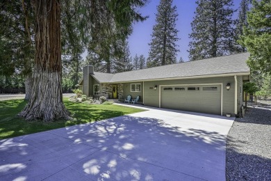 Impeccable 3BR, 2BA, 1647 SF home on a spacious 0.44-acre corner on Lake Shastina Golf Course in California - for sale on GolfHomes.com, golf home, golf lot