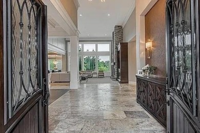 Custom single-level home on a premier flat lot overlooking the on The Club At Pronghorn Golf Course in Oregon - for sale on GolfHomes.com, golf home, golf lot
