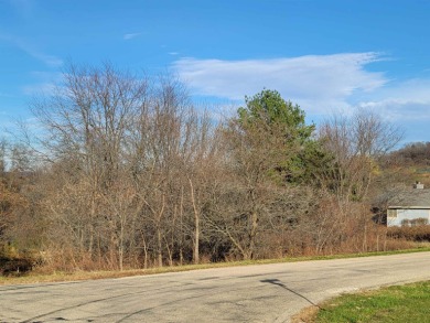 Prime golf course location!  Gently sloping .78-acre lot nestled on Eagle Ridge Inn and Resort in Illinois - for sale on GolfHomes.com, golf home, golf lot