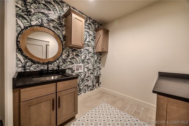 MOTIVATED SELLER! This stunning 5,500 sq ft home offers a blend on The Club At Porto Cima in Missouri - for sale on GolfHomes.com, golf home, golf lot