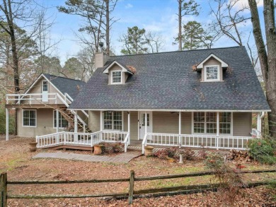 **Owner financing possible with certain terms**  Welcome to this on Holly Lake Ranch Golf Club in Texas - for sale on GolfHomes.com, golf home, golf lot