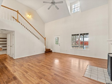 **Owner financing possible with certain terms**  Welcome to this on Holly Lake Ranch Golf Club in Texas - for sale on GolfHomes.com, golf home, golf lot