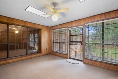 This well maintained 3-bedroom, 2.5-bath home offers tons of on Foxwood Golf Club in Arkansas - for sale on GolfHomes.com, golf home, golf lot