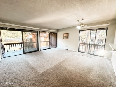 JUST REDUCED To SELL! 2 BEDROOM/ 2 BATH CONDO WITH AMAZING VIEWS on Diamondhead Country Club in Mississippi - for sale on GolfHomes.com, golf home, golf lot
