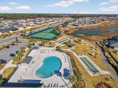 Your new home awaits in this EXCEPTIONAL 3/2 Alder featuring an on Pennbrooke Fairways in Florida - for sale on GolfHomes.com, golf home, golf lot