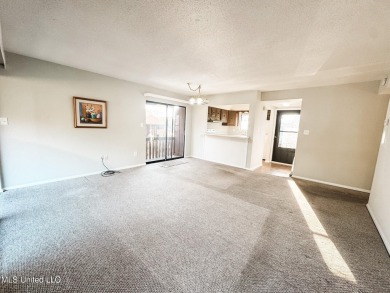 JUST REDUCED To SELL! 2 BEDROOM/ 2 BATH CONDO WITH AMAZING VIEWS on Diamondhead Country Club in Mississippi - for sale on GolfHomes.com, golf home, golf lot