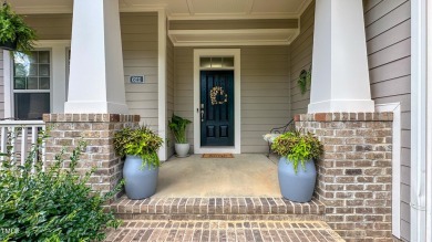 Welcome to 12 Oaks living at its finest!  Fresh new paint on The Club At Twelve Oaks in North Carolina - for sale on GolfHomes.com, golf home, golf lot
