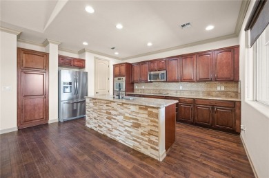 Custom Comfort on the Green | Come see 16 Torrey Pines Drive | on El Rio Golf and Country Club in Arizona - for sale on GolfHomes.com, golf home, golf lot