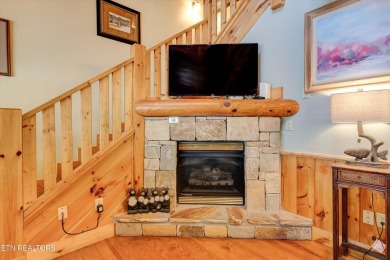Gorgeous, Updated Investment Cabin Available in Pigeon Forge! on Gatlinburg Golf Course in Tennessee - for sale on GolfHomes.com, golf home, golf lot