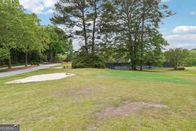 Beautiful mid-level condo in sought after Cross Creek. Lots of on Cross Creek Golf Course in Georgia - for sale on GolfHomes.com, golf home, golf lot