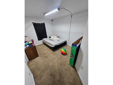 Welcome to this 4-bedroom & 3 full bathroom home located in the on Remington Golf Club in Florida - for sale on GolfHomes.com, golf home, golf lot