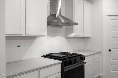 Introducing the Roberts plan by Hunter Quinn Homes in the on Brunswick Plantation and Golf Resorts in North Carolina - for sale on GolfHomes.com, golf home, golf lot