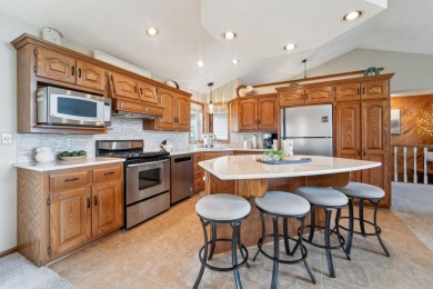 Enjoy Golf Course Views & Sunsets in this beautifully maintained on High Cliff Golf Course in Wisconsin - for sale on GolfHomes.com, golf home, golf lot
