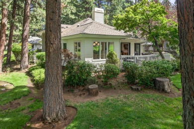 THIS IS THE ONE you've been waiting for! Modern, luxury living on Bend Golf and Country Club in Oregon - for sale on GolfHomes.com, golf home, golf lot