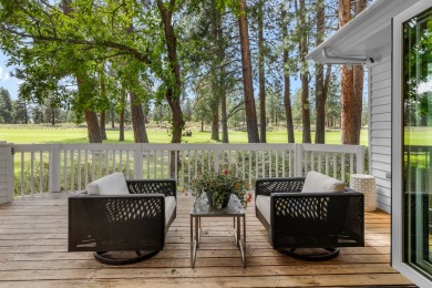 THIS IS THE ONE you've been waiting for! Modern, luxury living on Bend Golf and Country Club in Oregon - for sale on GolfHomes.com, golf home, golf lot