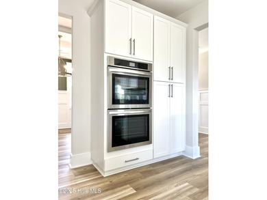 FRIDGE + $15,000 BUYER INCENTIVE! - Use as YOU Choose! Options on Kings Grant Golf and Country Club in North Carolina - for sale on GolfHomes.com, golf home, golf lot
