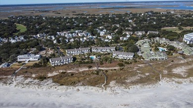 Stunning 3BR/3BA Highly Desirable Beach Club Villas End Unit! on Wild Dunes Harbor Golf Resort in South Carolina - for sale on GolfHomes.com, golf home, golf lot