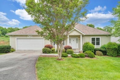 Enjoy this 3 bedroom, 3 bath home with lake access in Mariners on Mariners Landing Golf and Country Club in Virginia - for sale on GolfHomes.com, golf home, golf lot