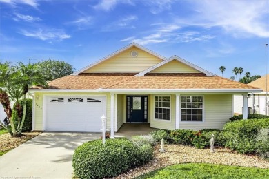 CHARMING, LIGHT & BRIGHT, 2 bedroom, 2 bath home in Highlands on Highlands Ridge Golf Course - South in Florida - for sale on GolfHomes.com, golf home, golf lot