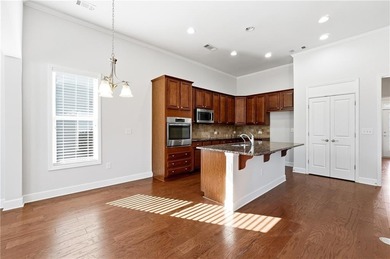 Welcome to this well maintained Beachwood Floorplan in Cresswind on Lanier Island Legacy Golf Couorse in Georgia - for sale on GolfHomes.com, golf home, golf lot