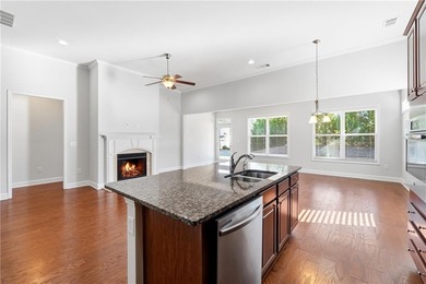 Welcome to this well maintained Beachwood Floorplan in Cresswind on Lanier Island Legacy Golf Couorse in Georgia - for sale on GolfHomes.com, golf home, golf lot