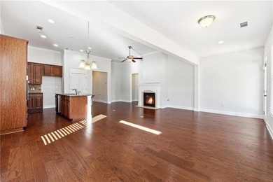 Welcome to this well maintained Beachwood Floorplan in Cresswind on Lanier Island Legacy Golf Couorse in Georgia - for sale on GolfHomes.com, golf home, golf lot