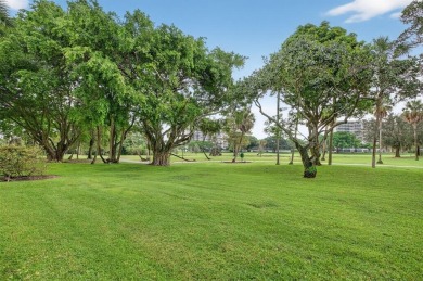 This is a must see! Come and take a look at this fully renovated on Palm-Aire Country Club and Resort - The Oaks in Florida - for sale on GolfHomes.com, golf home, golf lot