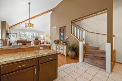 GREAT PRICE AND LOCATION - DUPLEX TOWNHOME WITH GARAGE AT THE on Running Y Ranch Resort in Oregon - for sale on GolfHomes.com, golf home, golf lot