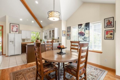 GREAT PRICE AND LOCATION - DUPLEX TOWNHOME WITH GARAGE AT THE on Running Y Ranch Resort in Oregon - for sale on GolfHomes.com, golf home, golf lot