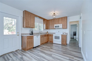 Charming ranch home in historic Forest Hills. If you're dreaming on Babe Zaharias Golf Course in Florida - for sale on GolfHomes.com, golf home, golf lot
