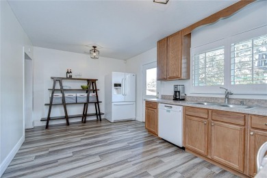 Charming ranch home in historic Forest Hills. If you're dreaming on Babe Zaharias Golf Course in Florida - for sale on GolfHomes.com, golf home, golf lot