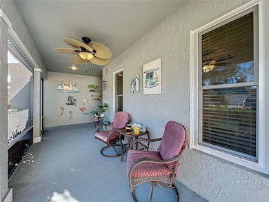 Under contract-accepting backup offers. Welcome to this on Arlington Ridge Golf Club in Florida - for sale on GolfHomes.com, golf home, golf lot