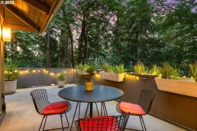 OPEN HOUSE: 06/21 11am-1pm. This thoughtfully designed on Oswego Lake Country Club in Oregon - for sale on GolfHomes.com, golf home, golf lot