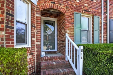 THIS PROPERTY IS CURRENTLY UNDER CONTRACT.  LOCATION!  VERY NICE on Kempsville Greens Municipal Golf Course in Virginia - for sale on GolfHomes.com, golf home, golf lot