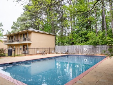 Fantastic price on this FURNISHED 3BR/3BA condo located next to on Ole Miss Golf Club in Mississippi - for sale on GolfHomes.com, golf home, golf lot