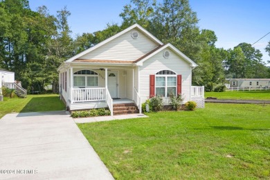 Come on Down where the Living is Easy with this Furnished on Pearl Golf Links in North Carolina - for sale on GolfHomes.com, golf home, golf lot