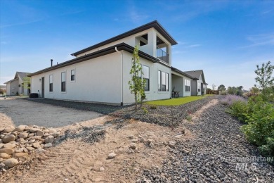 Tresidio Homes stunning Maple plan in breathtaking Valor on on Falcon Crest Golf Club in Idaho - for sale on GolfHomes.com, golf home, golf lot