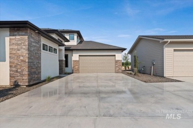 Tresidio Homes stunning Maple plan in breathtaking Valor on on Falcon Crest Golf Club in Idaho - for sale on GolfHomes.com, golf home, golf lot