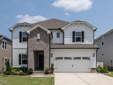 Beautifully maintained and freshly painted 5 Bedroom/3 Bath home on The Club At Twelve Oaks in North Carolina - for sale on GolfHomes.com, golf home, golf lot