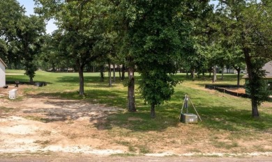 Build your dream home in this gated, resort-style community just on Pinnacle Golf and Boat Club in Texas - for sale on GolfHomes.com, golf home, golf lot