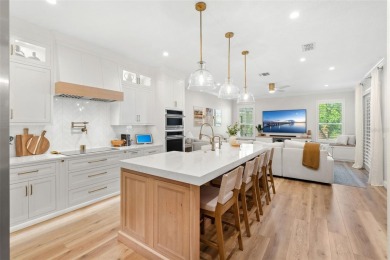 Under contract-accepting backup offers. Exquisite 5-Bedroom Home on North Shore Golf Club in Florida - for sale on GolfHomes.com, golf home, golf lot