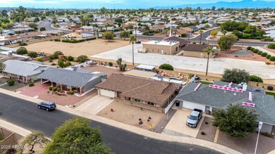 Beautifully updated single level home in Sun City 55+ community! on Sun City Country Club in Arizona - for sale on GolfHomes.com, golf home, golf lot
