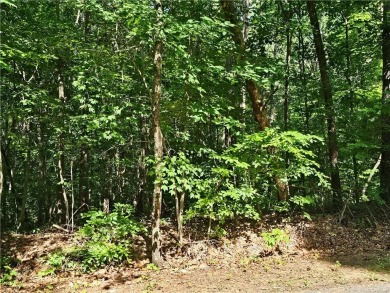 This tranquil property is just waiting to welcome you home.  It on The Plantation Golf Club in Georgia - for sale on GolfHomes.com, golf home, golf lot