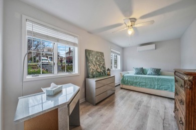 MOTIVATED SELLER, BRING ALL OFFERS: Location- location! Welcome on Crab Meadow Golf Course in New York - for sale on GolfHomes.com, golf home, golf lot